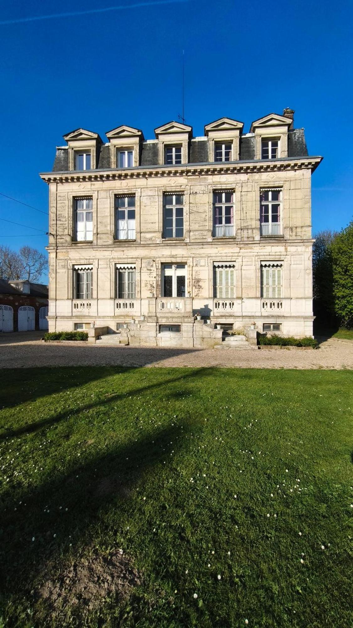 Fief Des 3 Guillaume D'hotes Ecouis